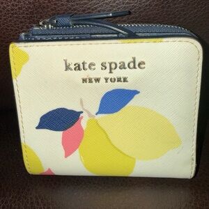 Kate Spade New York Lemon zest wallet